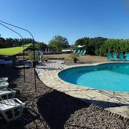 Dom wakacyjny Family Orientated, Beautiful Setting Two Pools *