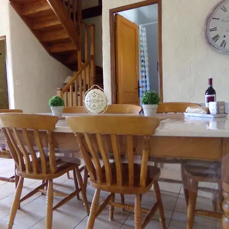 Holiday home Family Orientated, Beautiful Setting Two Pools *